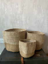 Load image into Gallery viewer, Kenyan Woven Basket Neutral Set
