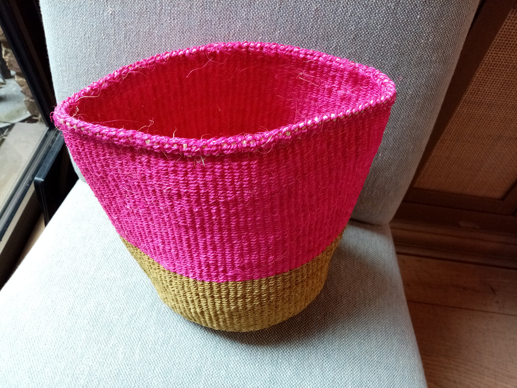 Kenyan Woven Basket, Medium