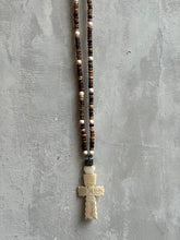 Load image into Gallery viewer, Long Necklace with Wooden Beads
