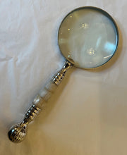 Load image into Gallery viewer, Vintage Magnifying Glass
