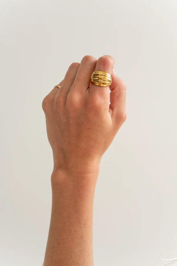 Wavy Lamu Ring