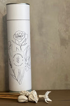 Load image into Gallery viewer, Diffuser Flower Gift Set
